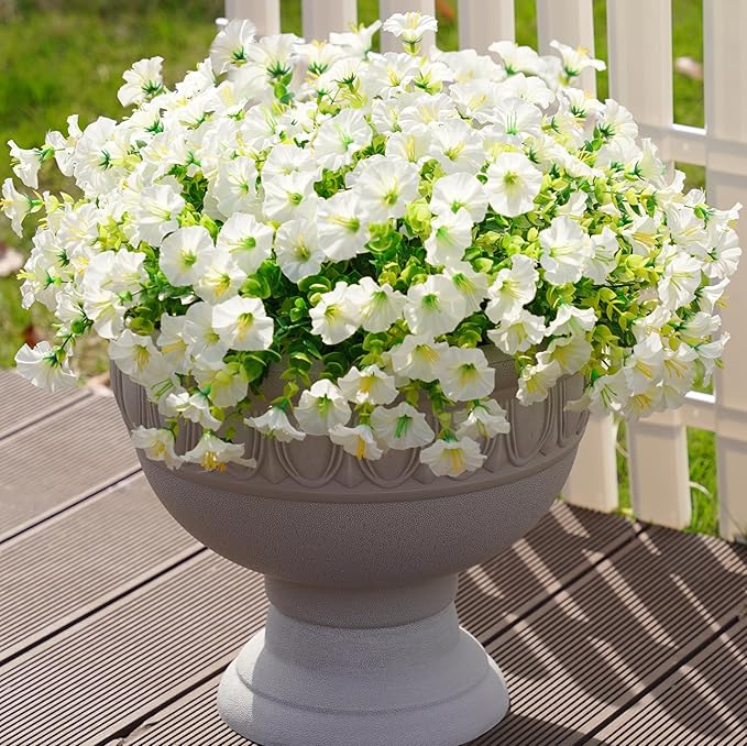 🌺6 Bundles of White