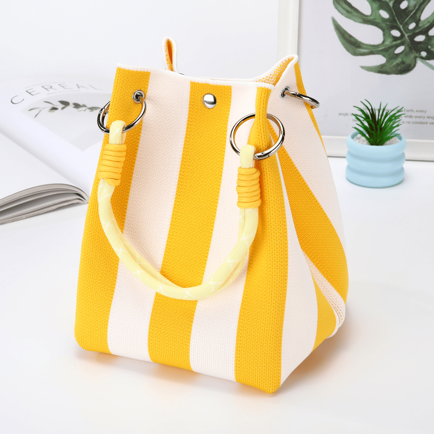 Beige stripe,15cm x 16cm x 22cm
